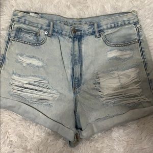 AMERICAN EAGLE SHORTS